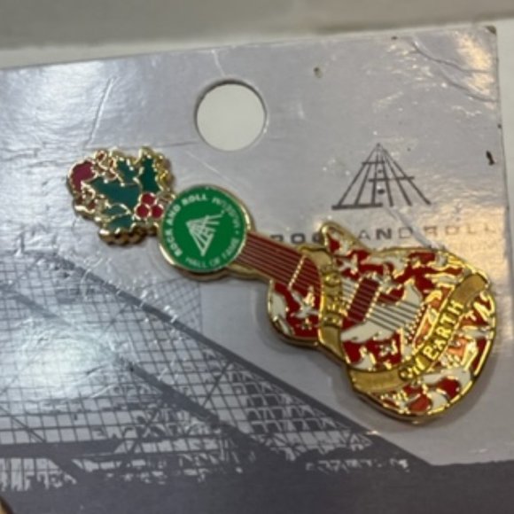 VTG Gold Toned Guitar Rock And Roll Hall Of Fame Museum Christmas Enamel Pin 2.5 - Picture 5 of 10